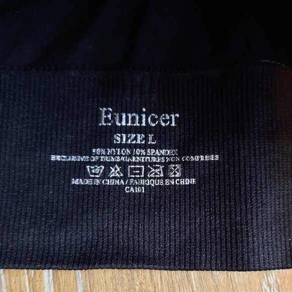 3 Large Padded Sports Bras - Picture 7 of 10